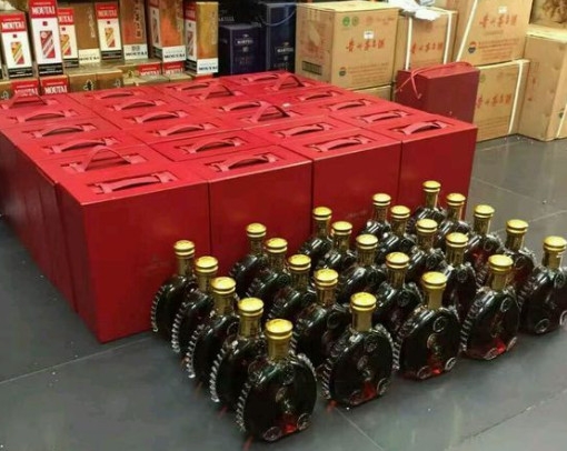 桥头镇洋酒回收公司-粤鸿商行